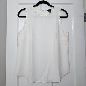 NWT Ann Taylor White Top with Embroidered Scallop